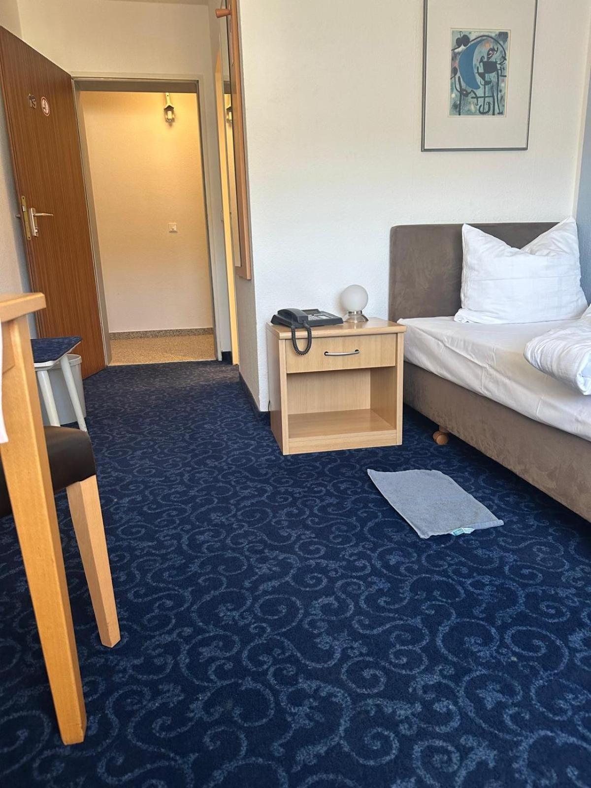 Hotel Alt Nuernberg Мангейм Экстерьер фото