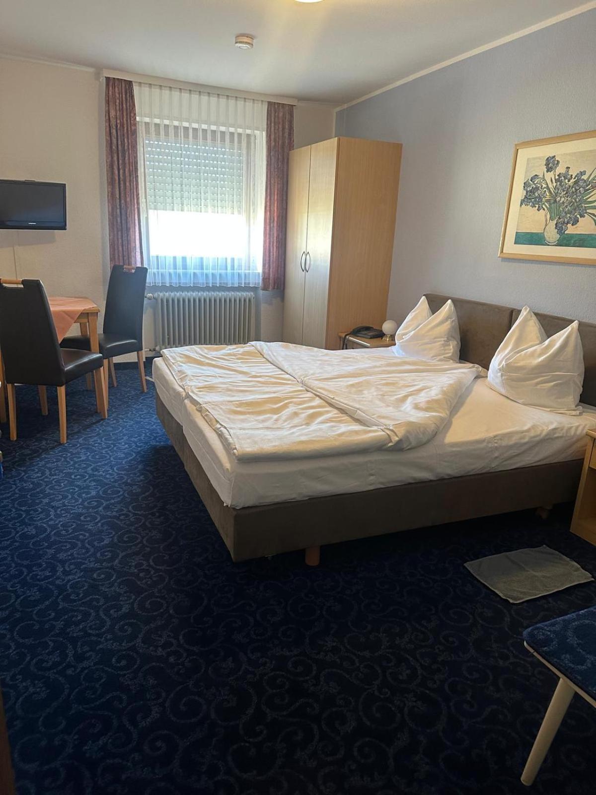 Hotel Alt Nuernberg Мангейм Экстерьер фото